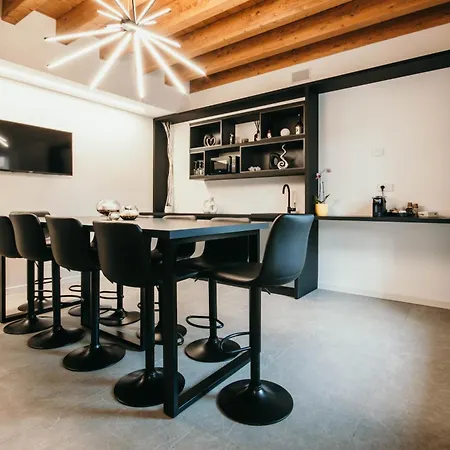 招待所 Gio Leo 3*